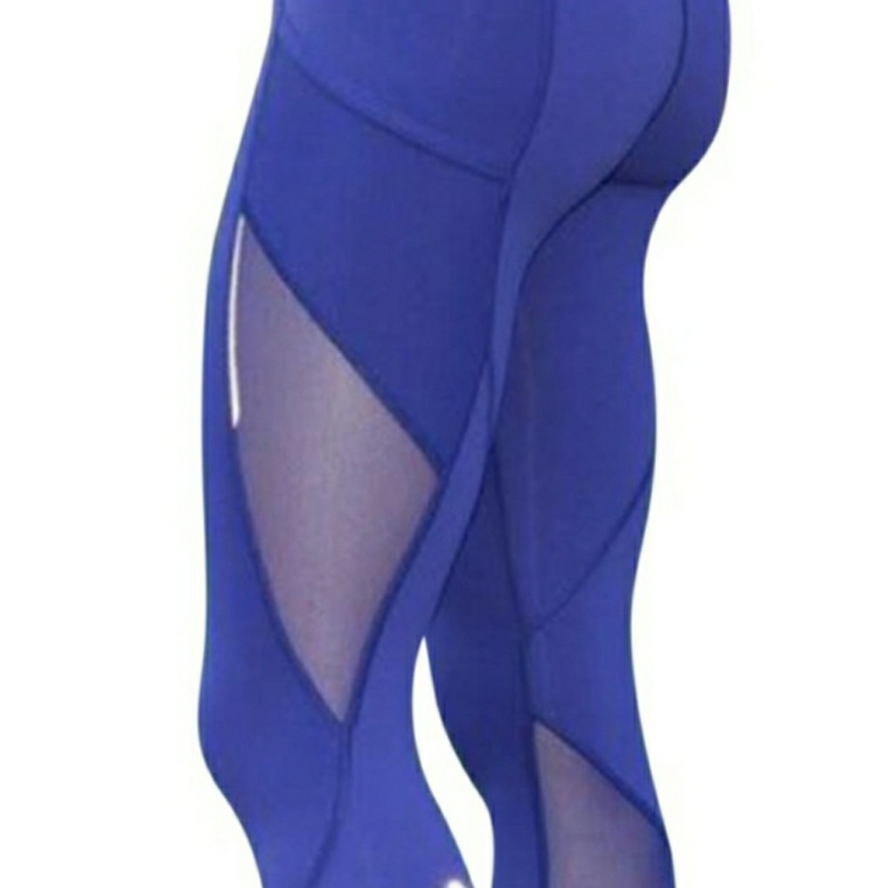 Lululemon Fast As Light Crop